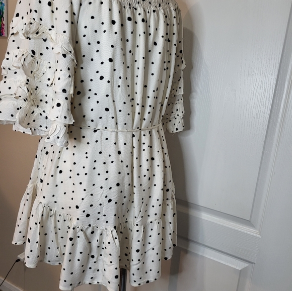 My Boutique Ivory Polkadot Off Shoulders Shift Dress - Picture 7 of 12